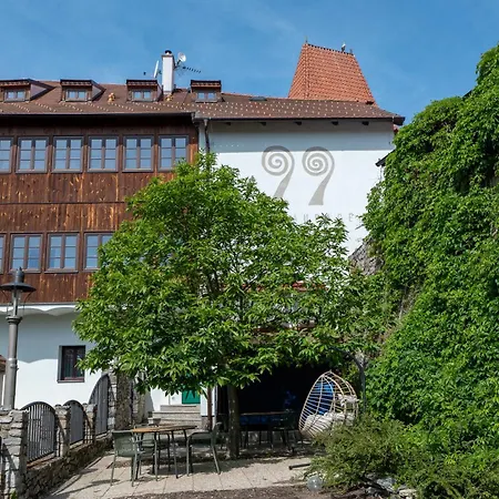 Latran 98 By Lh Český Krumlov